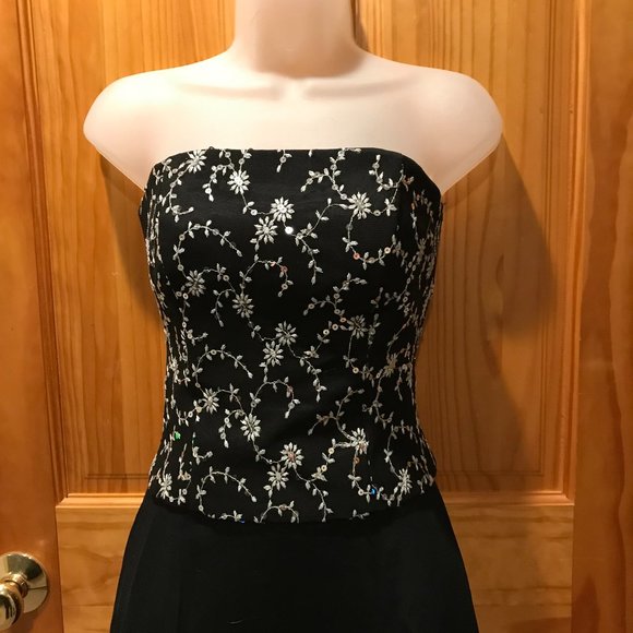 Blondie Nites Dress - Picture 4 of 9